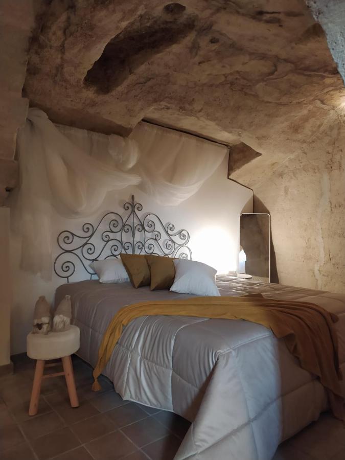 Palazzo Lombardi Cave & Suite Матера Екстериор снимка